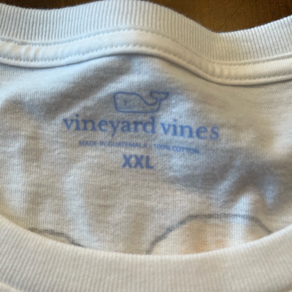 Vineyard and Vines 2 sided pocket tee 🐟🎓NWT - Picture 6 of 7